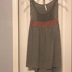 EUC Poof Heather Grey Boho Racerback Tank Size Med